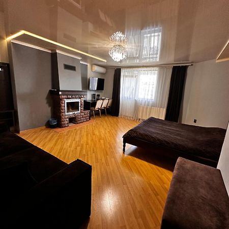 Like Hotel Kolomyia Exterior foto