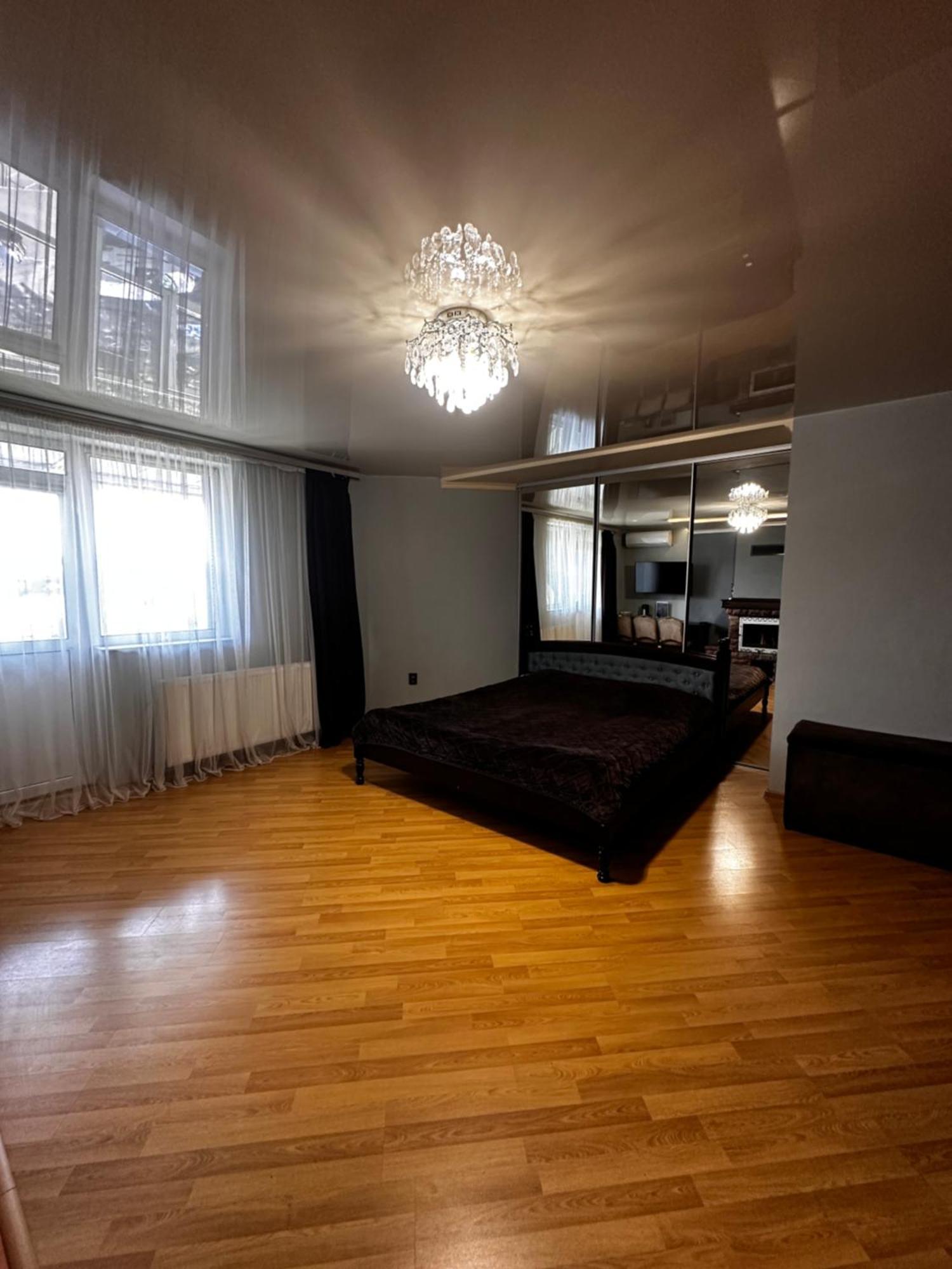 Like Hotel Kolomyia Exterior foto